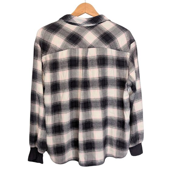 Torrid Women's Button down flannel shirt plus size 0 blouse Plaid top cozy chic - Picture 5 of 9